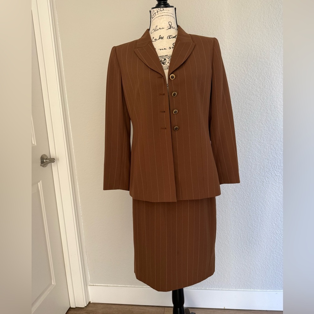 Le Suit Brown Pinstripe Tailored Skirt Suit Jacket